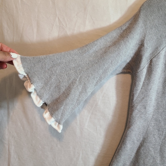 Vila Milano Gray Bell Sleeve Top - Picture 9 of 11
